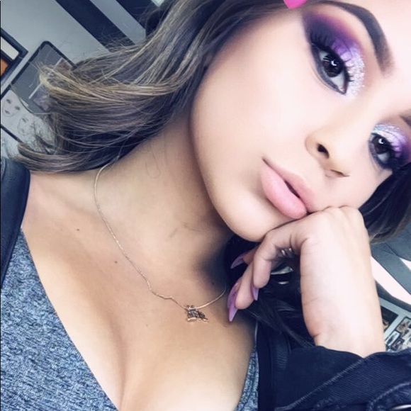 Meet your Posher, Victoria - Picture 1 of 1